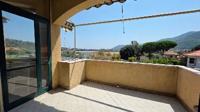 Appartamento in vendita a Villanova d'Albe... - foto 2