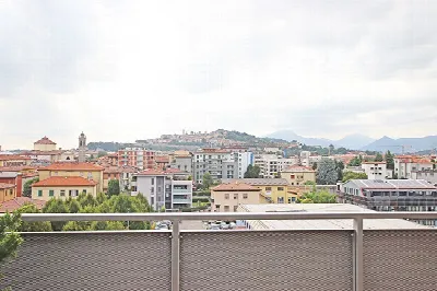Attico in vendita a Bergamo, Borgo Palazzo... - foto 3