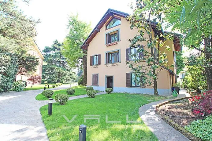 Appartamento in vendita a Bergamo, Borgo Palazzo, Centro, Stazione - foto 2