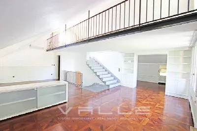 Attico in vendita a Bergamo, Borgo Palazzo... - foto 4