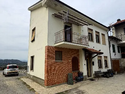 Appartamento a Dego