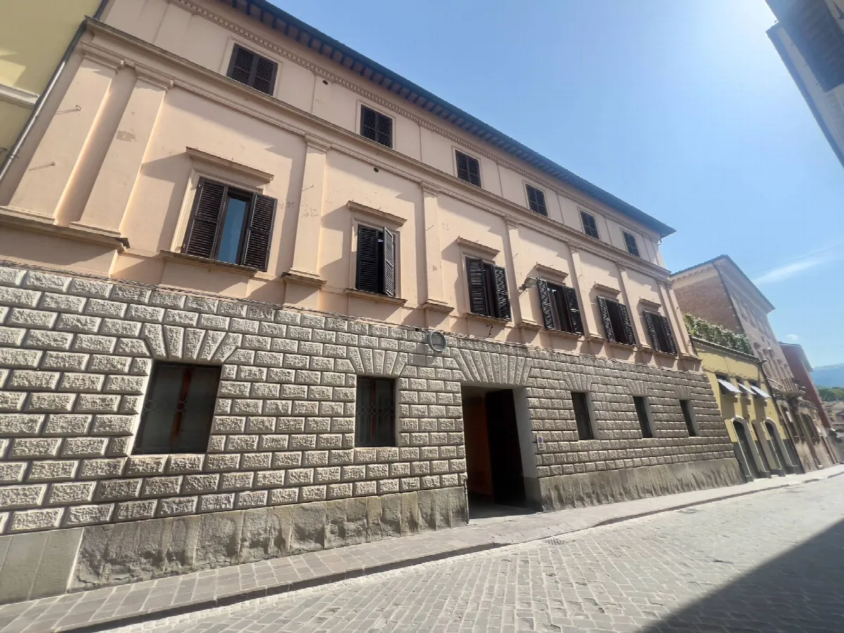 Appartamento in vendita a Fabriano - foto 2