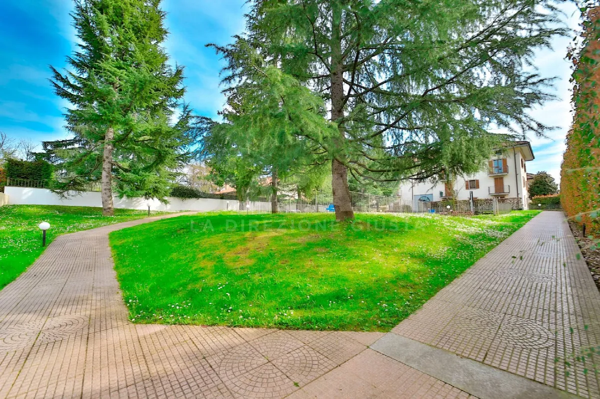 Appartamento in vendita a Lesmo - foto 2