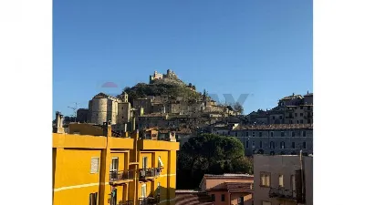 Appartamento in vendita a Tolfa - foto 1