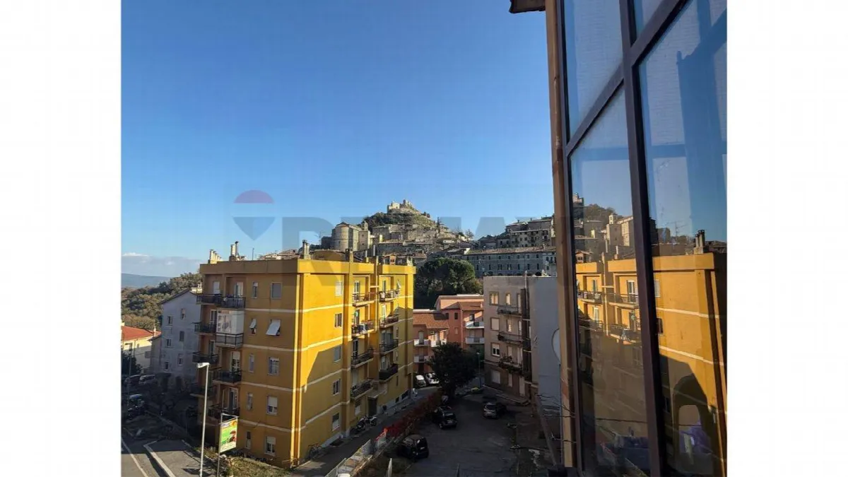 Appartamento in vendita a Tolfa - foto 2
