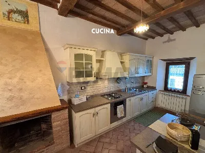 Appartamento in vendita a Roccastrada - foto 2
