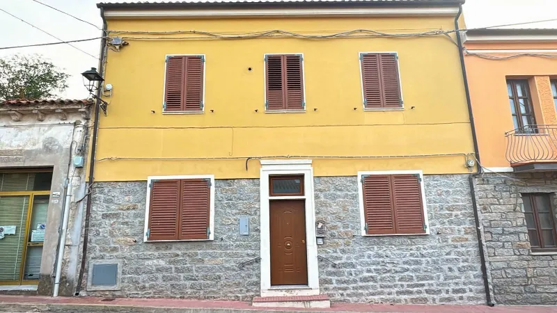 Appartamento in vendita a Luogosanto - foto 1