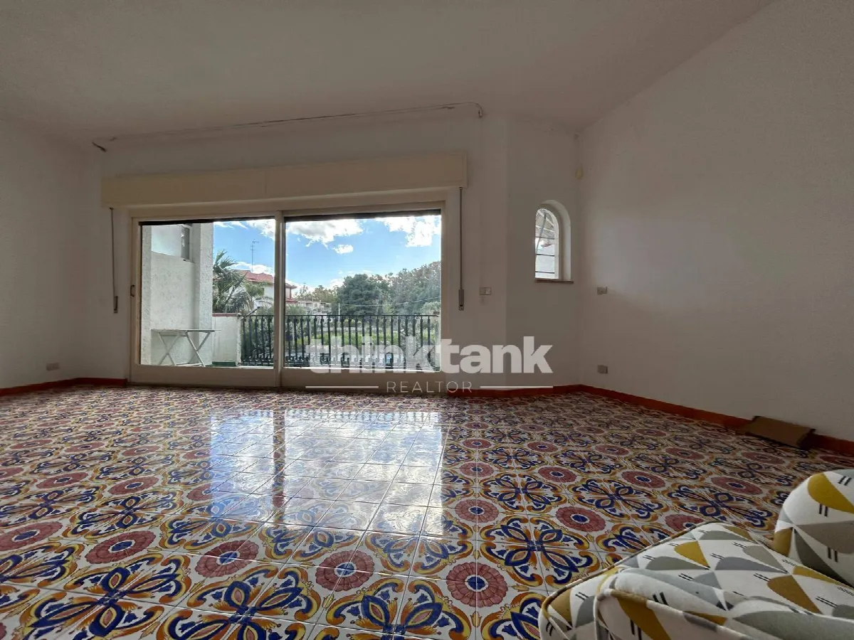 Appartamento in vendita ad Aci Castello - foto 2