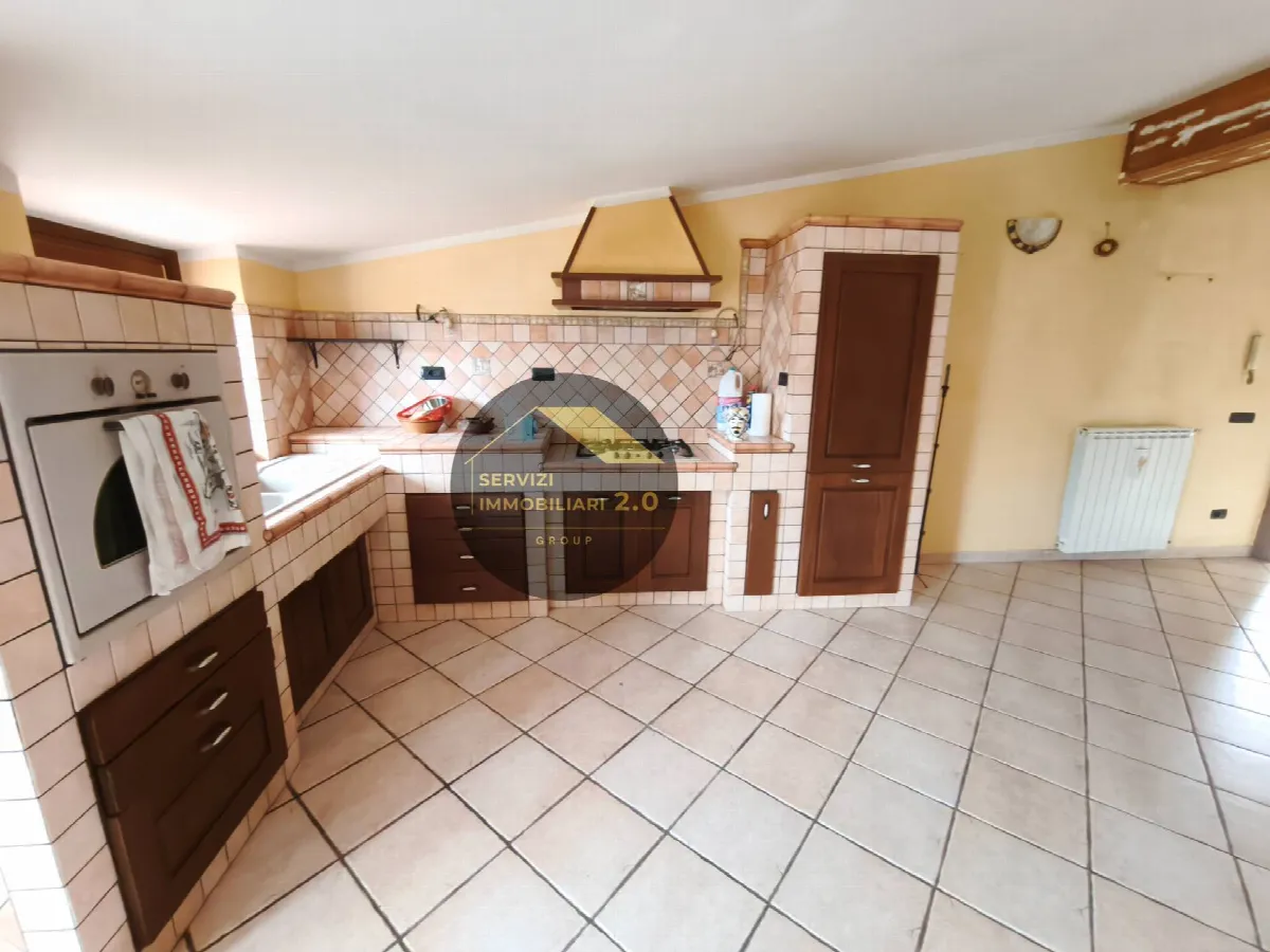 Appartamento in vendita ad Agosta - foto 2