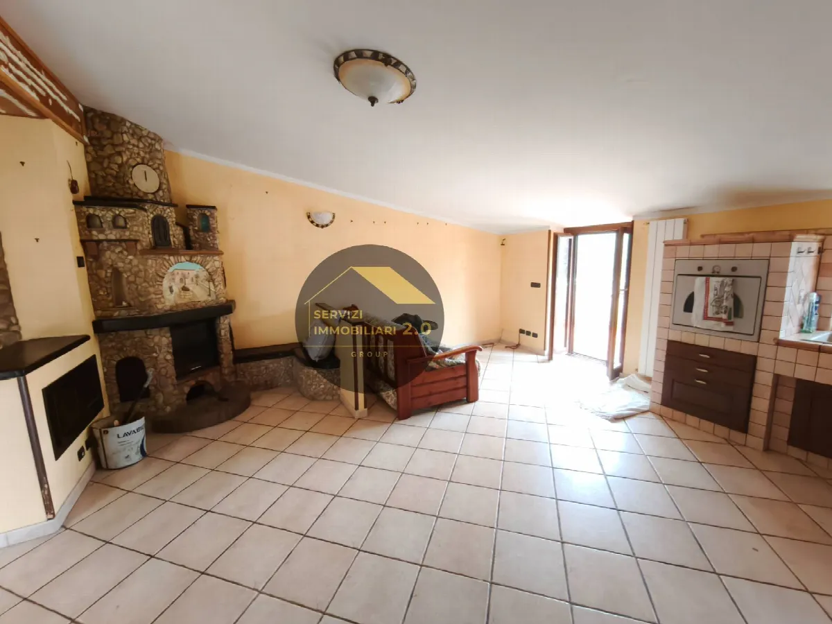Appartamento in vendita ad Agosta - foto 4