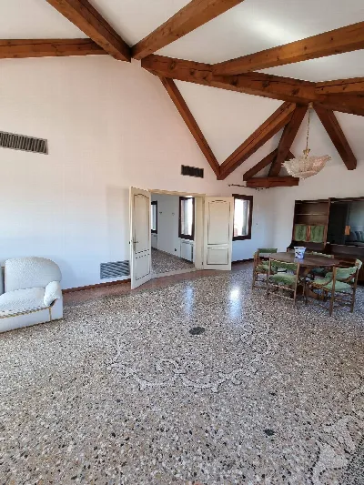 Appartamento in vendita a Venezia, Santi G... - foto 1