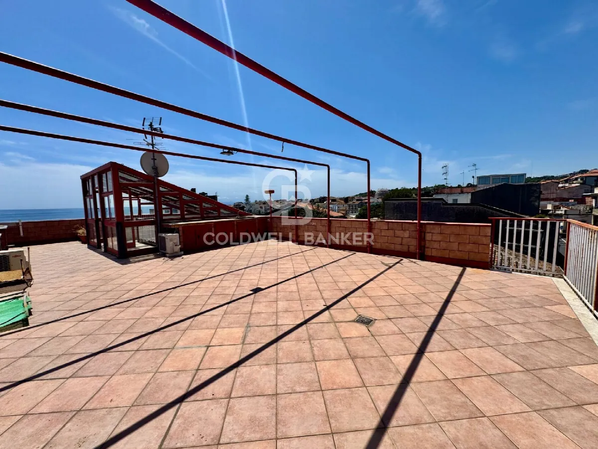 Appartamento in vendita ad Aci Castello - foto 4