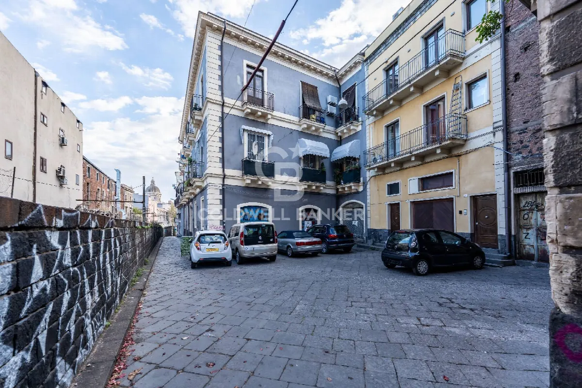 Appartamento in vendita a Catania, Centro Storico, Porto - foto 2