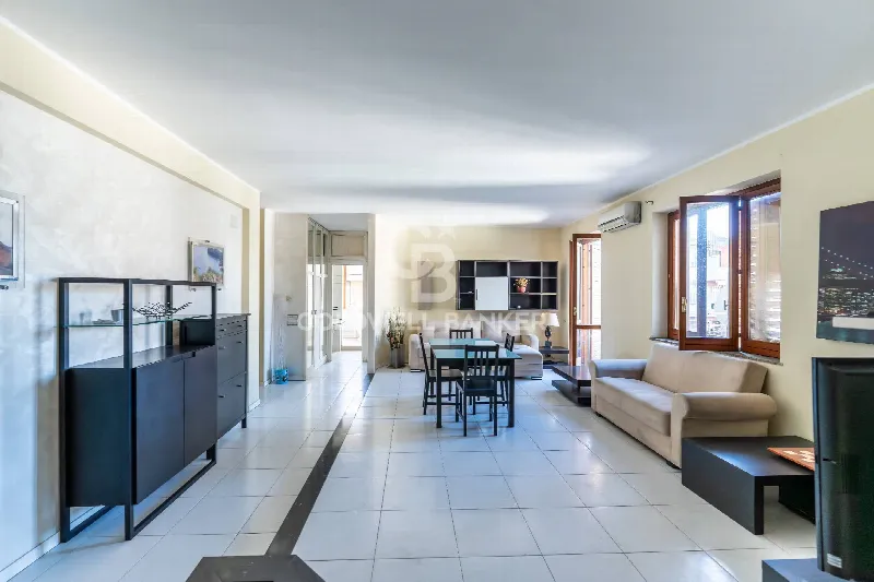 Appartamento in vendita ad Aci Castello - foto 1