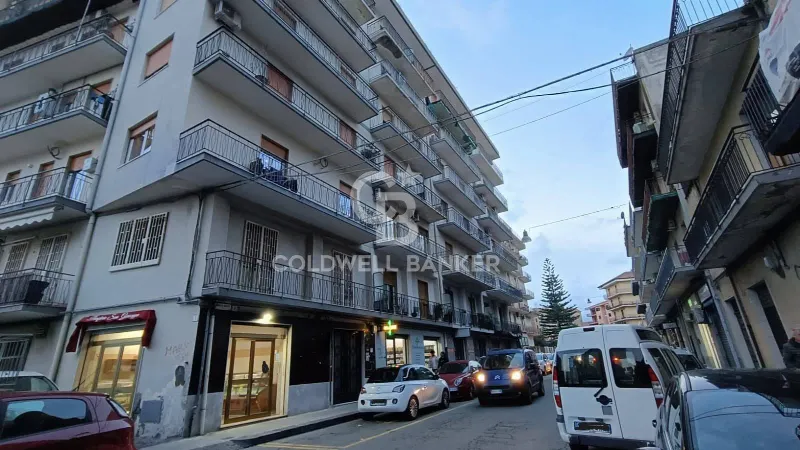 Appartamento in vendita ad Acireale - foto 1