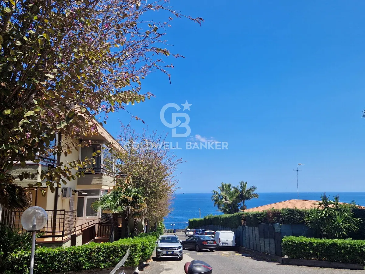 Appartamento in vendita ad Aci Castello - foto 4
