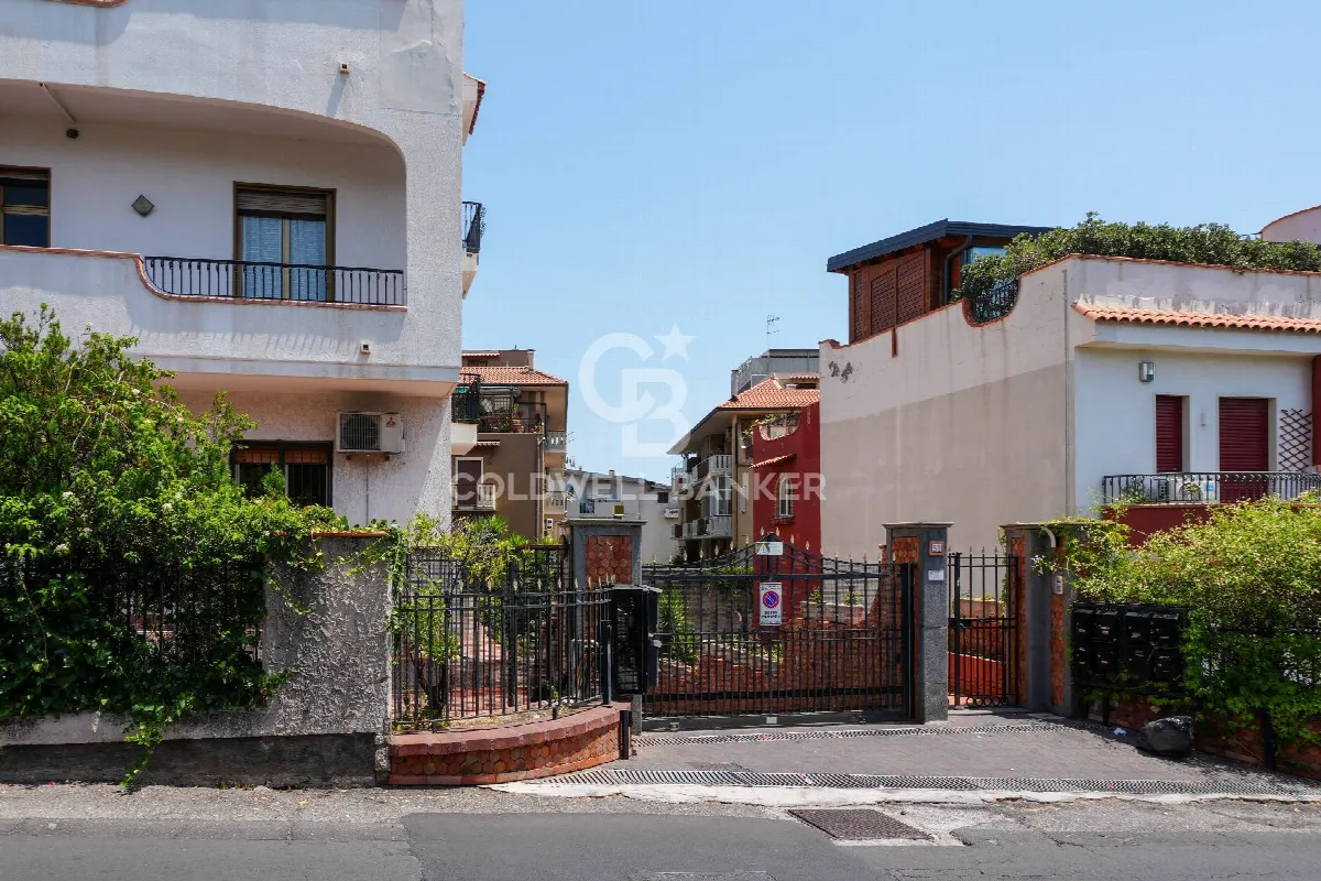 Appartamento in vendita ad Aci Castello - foto 4