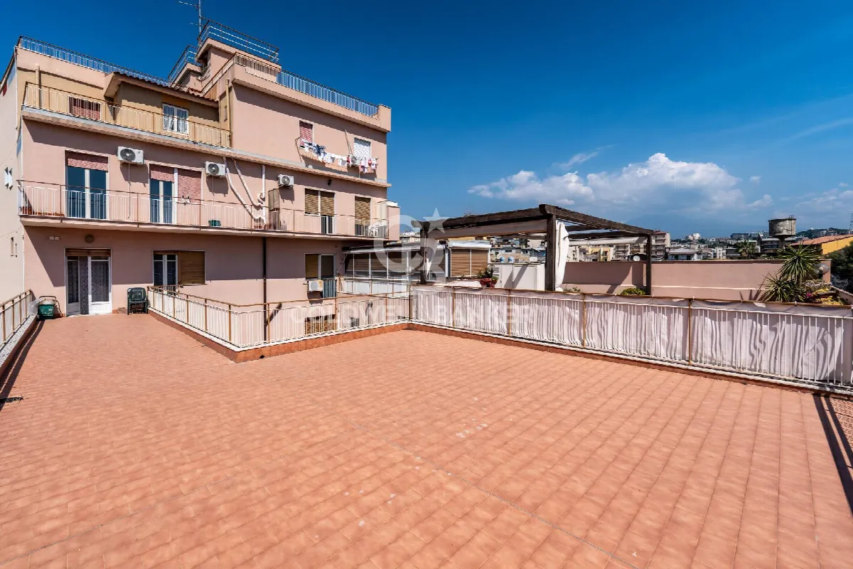 Appartamento in vendita a Catania, Ferrarotto, Palestro, Calcare - foto 2