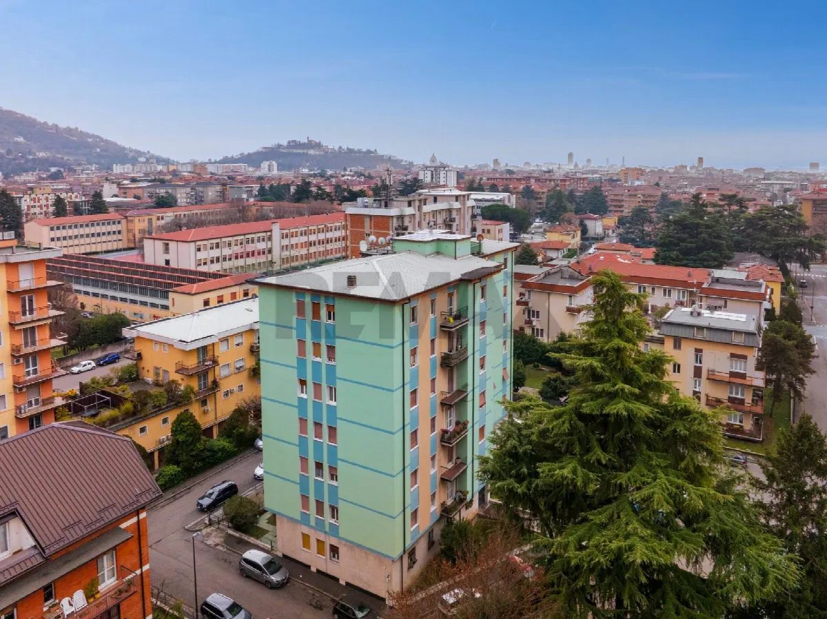 Appartamento in vendita a Brescia, Borgo Trento, Crocifissa Di Rosa, Mompiano, Villaggio Prealpino - foto 2