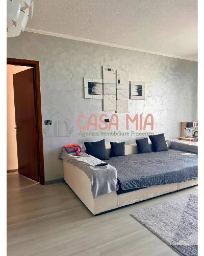 Appartamento in vendita a Piacenza, Farnes... - foto 3