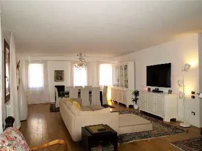 Appartamento in vendita a Treviso, Centro - foto 4