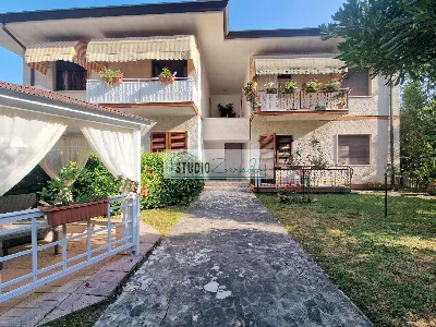 Appartamento in vendita a Camaiore - foto 1
