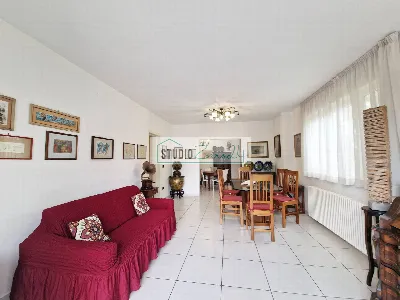 Appartamento in vendita a Camaiore - foto 9