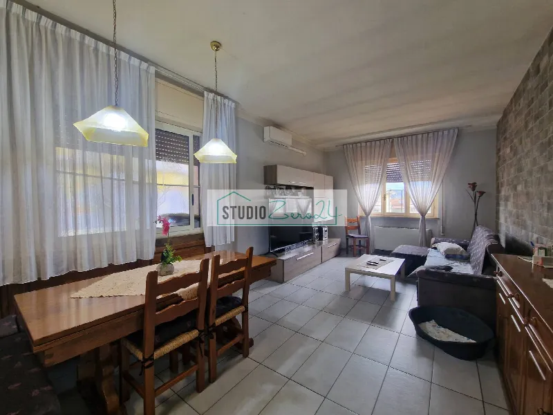 Appartamento in vendita a Camaiore - foto 1