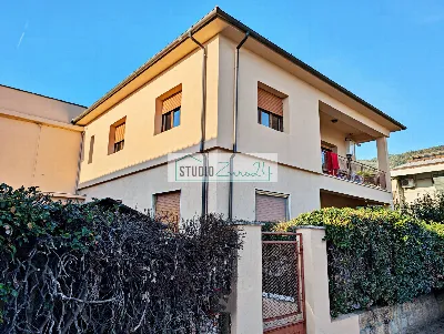Appartamento in vendita a Pietrasanta - foto 1