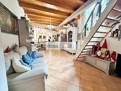 Appartamento in vendita a Seravezza - foto 1