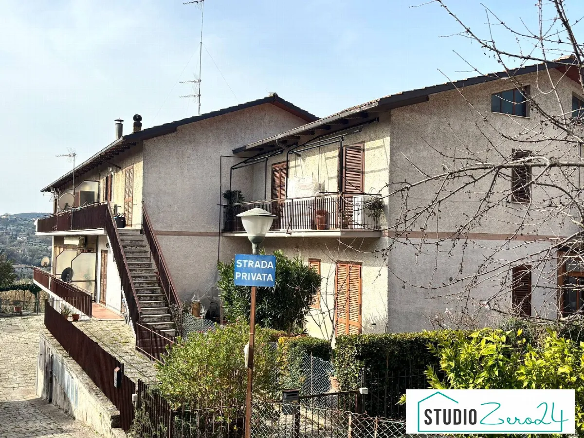 Appartamento in vendita ad Amelia - foto 2