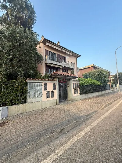 Appartamento in vendita a Castelfranco Emi... - foto 2