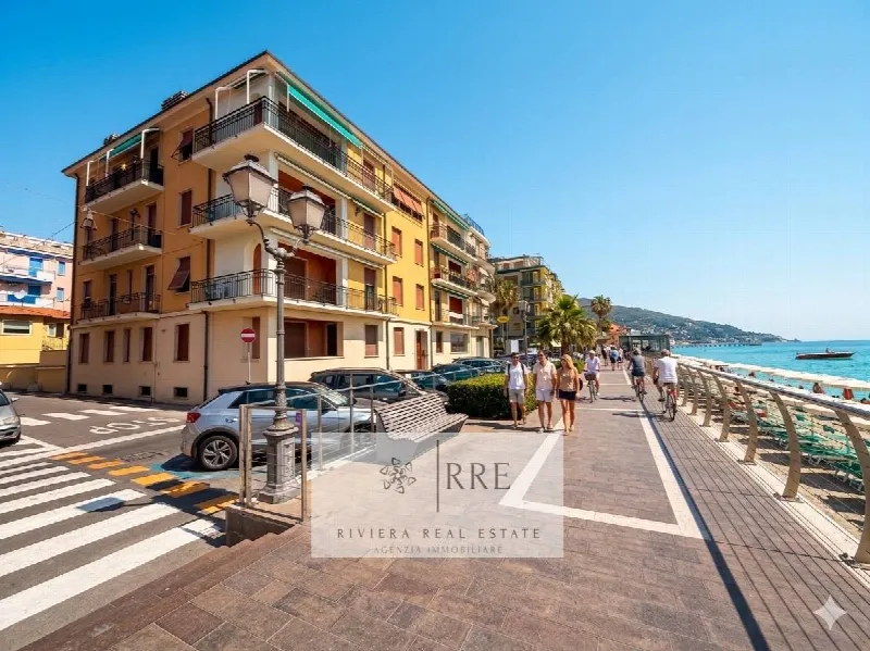 Appartamento in vendita ad Alassio - foto 1