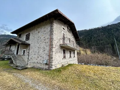 Appartamento in vendita a Gromo - foto 2