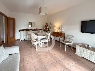 Appartamento in vendita a Catignano - foto 2