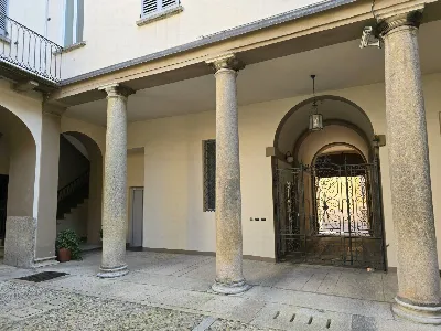Appartamento in vendita a Pavia, Centro - foto 1