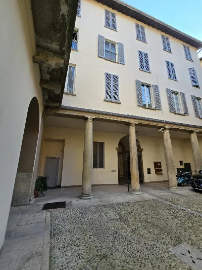 Appartamento in vendita a Pavia, Centro - foto 2