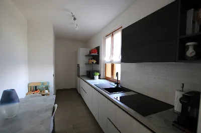 Appartamento in vendita a Erba - foto 2