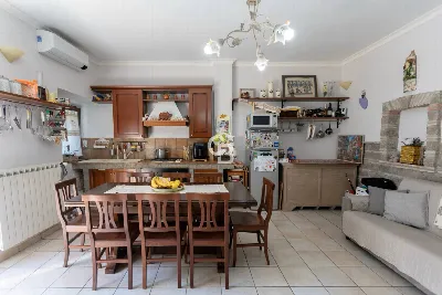 Appartamento in vendita a Viterbo, Bagnaia... - foto 10