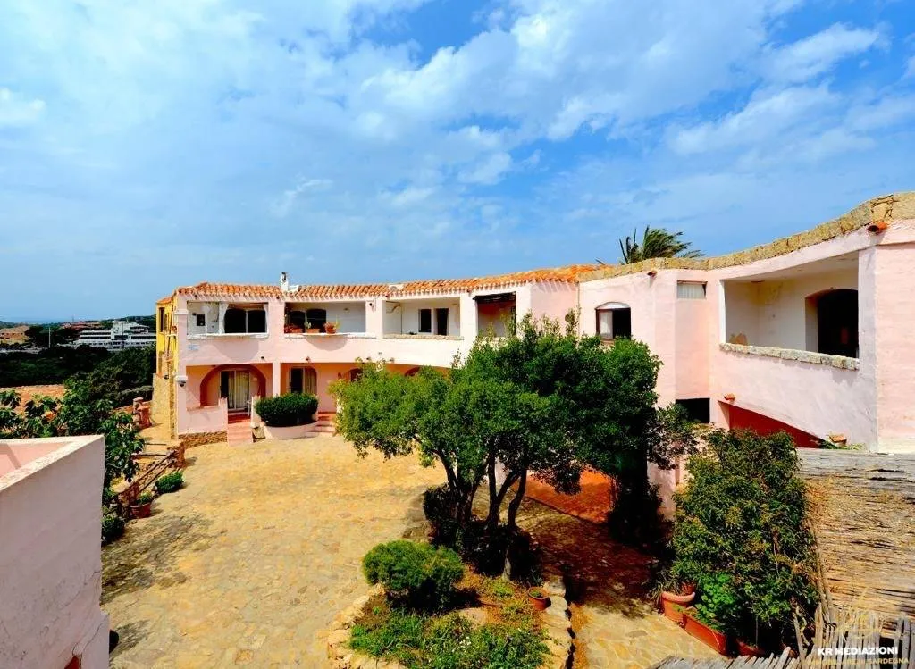 Appartamento in vendita ad Arzachena - foto 2