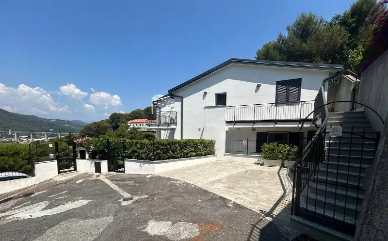 Appartamento in vendita ad Andora - foto 1