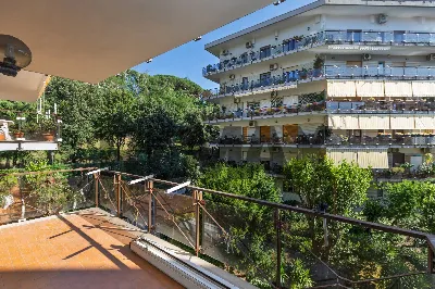 Appartamento in vendita a Napoli, Vomero, ... - foto 1
