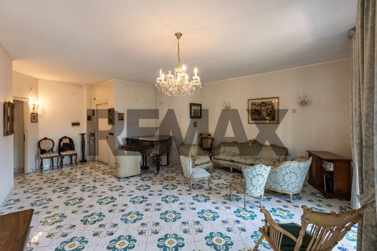 Appartamento in vendita a Napoli, Vomero, Arenella - foto 2