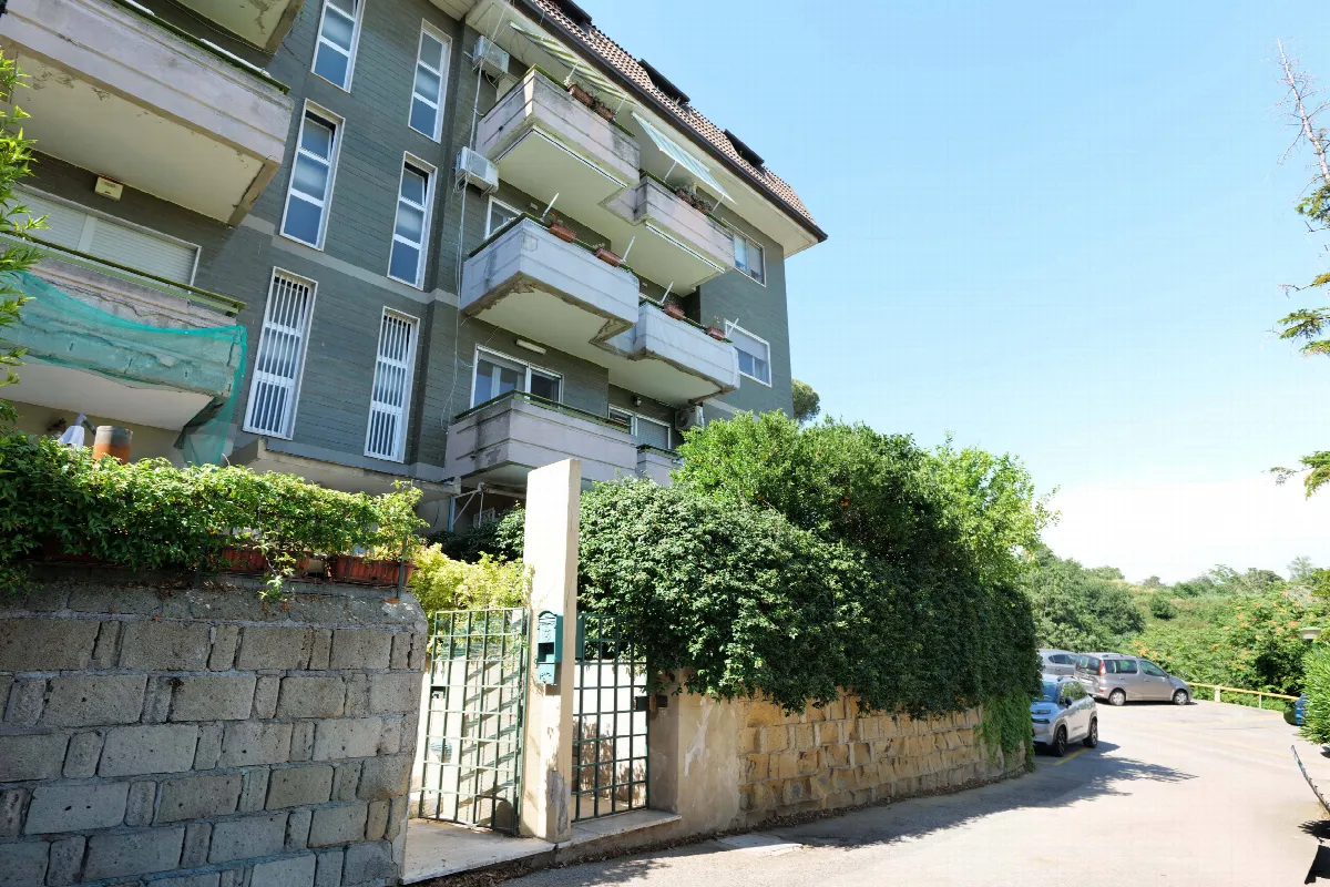 Appartamento in vendita a Napoli, Pianura, Soccavo, Traiano - foto 4