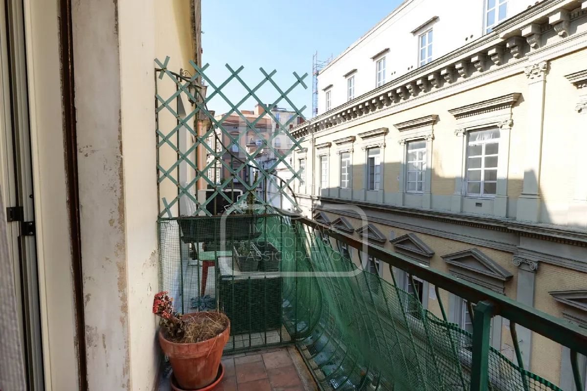 Appartamento in vendita a Napoli, Centro - foto 2