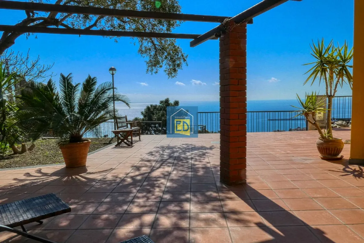 Appartamento in vendita ad Albissola Marina - foto 2