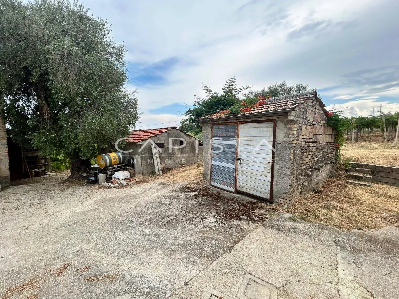 Rustico/Casale in vendita a Ortona - foto 2