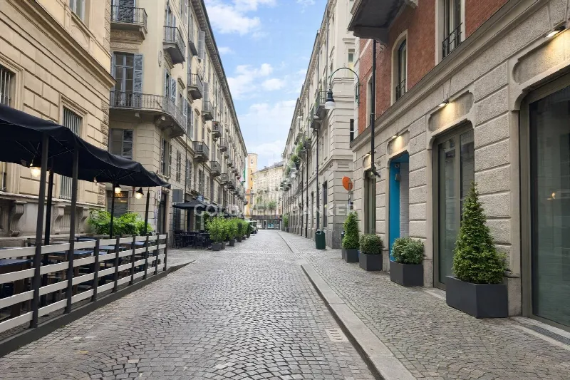 Appartamento in vendita a Torino, Centro - foto 1