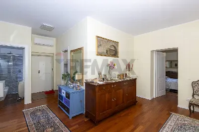 Appartamento in vendita a Milano, Porta Ve... - foto 2