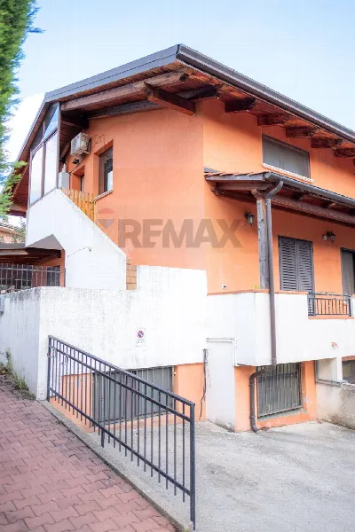 Appartamento in vendita a Cerisano - foto 1